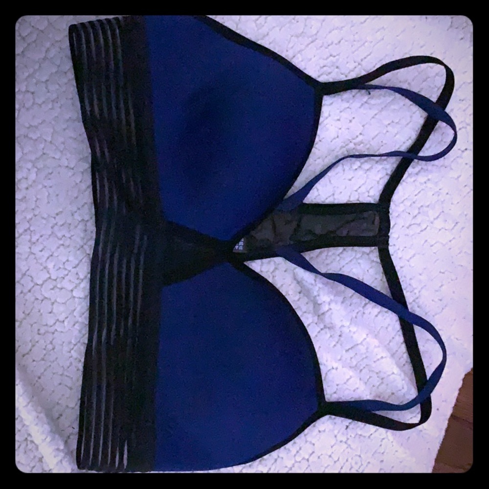 VS Bra